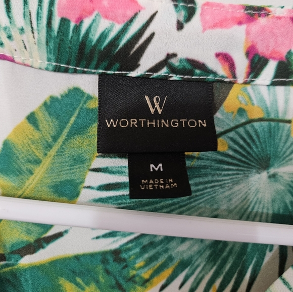 Worthington Tropical Floral Blouse! - Picture 2 of 5
